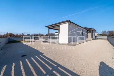 Haus 124 m², Marčana - ruhige Lage am Pool - 17