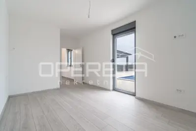 Haus 124 m², Marčana - ruhige Lage am Pool - 9