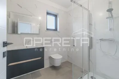 Haus 124 m², Marčana - ruhige Lage am Pool - 8