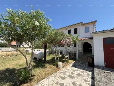 Kuća u Valbandonu, blizu Fažane i mora, vrt i terasa