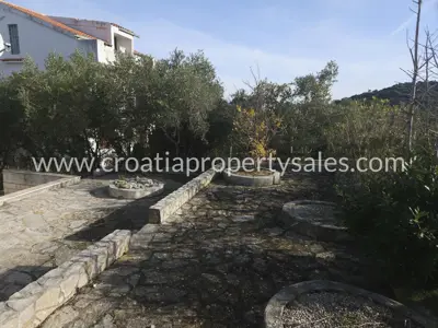 House 120 m², Trogir - quiet location on Čiovo - 3