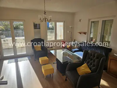 House 120 m², Trogir - quiet location on Čiovo - 5