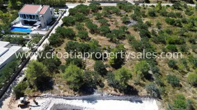 Building land 1,180 m², island of Brač, sea view - 2