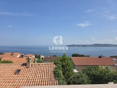 House 194 m², Crveni Vrh - 3 residential units - 3