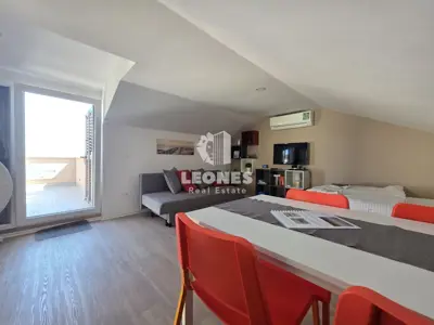 House 194 m², Crveni Vrh - 3 residential units - 7