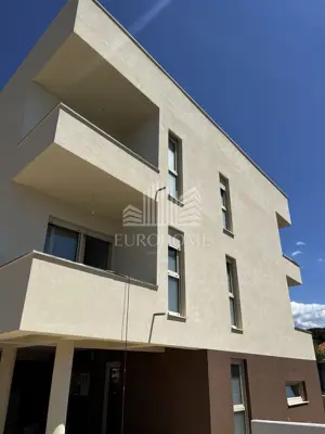 Penthouse 57 m², Bili brig, krovna terasa i pogled na more - 8
