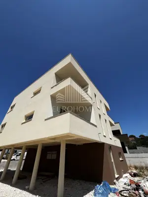 Penthouse 57 m², Bili brig, krovna terasa i pogled na more - 4