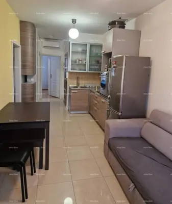 Stan u Novigradu, centar - 200 m od mora - 12