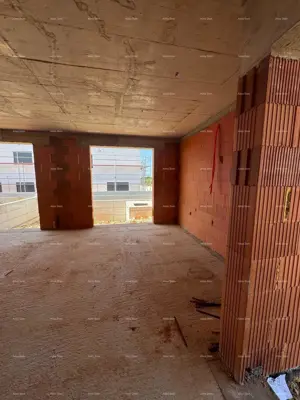 Kuća 140 m², Pula Monteserpo - Komunal, bazen i okućnica - 7