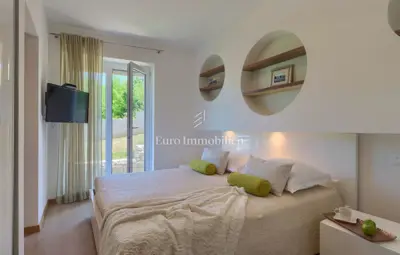 Vila 206 m², Labin - privatnost i otvoren pogled na prirodu - 6