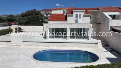 Villa 723 m², Kaštela am Meer und Privatsphäre - 11