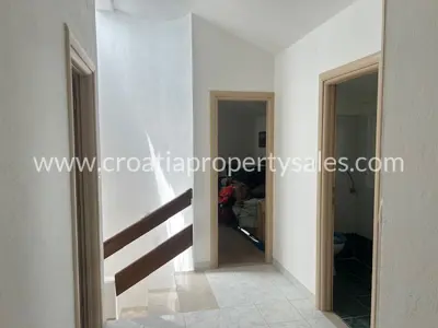Villa 723 m², Kaštela am Meer und Privatsphäre - 7