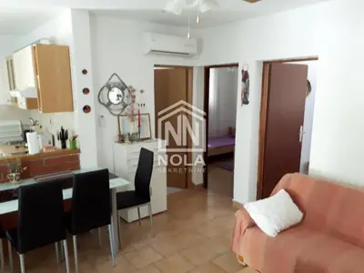 Haus 100 m², Pirovac - Pool und Kiefernwald - 7