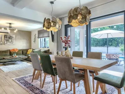 Kuća 188 m², Labin - bazen i uređena okućnica - 11