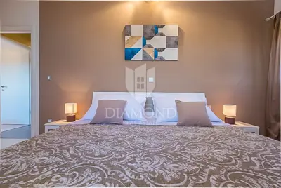 Villa 180 m², Fažana - Meerblick auf die Brijuni - 8