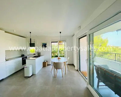 Stan 54 m², Otok Brač - namješten i useljiv - 12