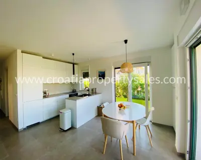 Stan 54 m², Otok Brač - namješten i useljiv - 13