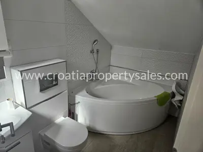 Wohnung, Trogir, 84 m², 3-Zimmer, 295 000 € - 9