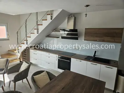 Wohnung, Trogir, 84 m², 3-Zimmer, 295 000 € - 4
