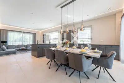 Villa 330 m², Ljubač - 2nd row to the sea and pool - 11