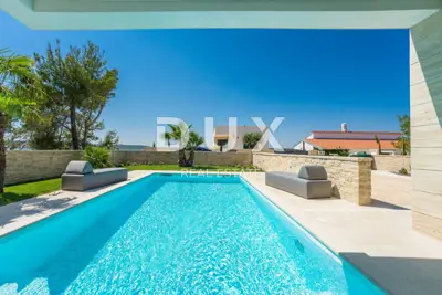 Villa 330 m², Ljubač - 2nd row to the sea and pool - 7