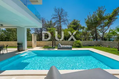 Villa 330 m², Ljubač - 2nd row to the sea and pool - 6