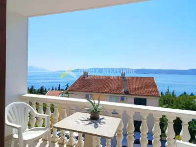 Apartments 91 m², Novi Vinodolski, 150 m from the sea