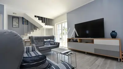 House 148 m², Betina - heated pool and sea view - 5