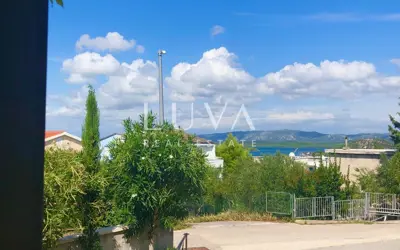 House 148 m², Betina - heated pool and sea view - 13