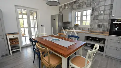House 148 m², Betina - heated pool and sea view - 8