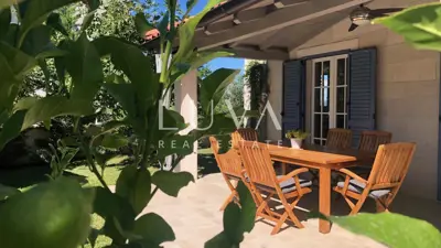 House 148 m², Betina - heated pool and sea view - 12