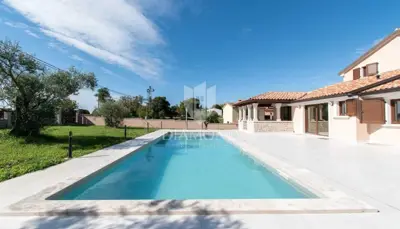 Villa 460 m², Vrsar - private pool and jacuzzi - 2