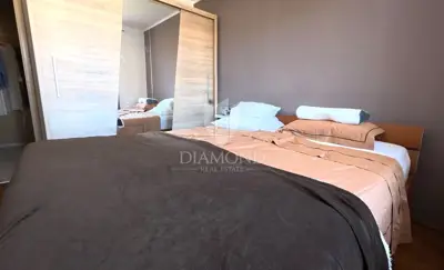 73 m² apartment, Poreč center - sea view and two balconies - 3