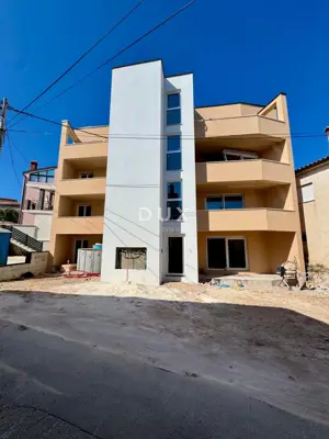 Stan 63,5 m², Ližnjan - dvije spavaće sobe i terasa - 11