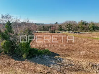 Građevinsko zemljište 5.550 m², Vabriga - investicijski potencijal - 5