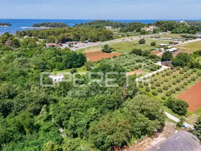 Istra, Poreč-Investicijsko zemljište za 8 stambenih zgrada – izvrsna lokacija - 4