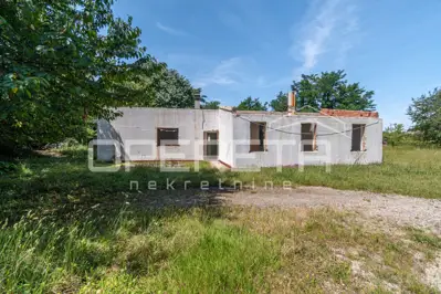 Istra, Poreč-Investicijsko zemljište za 8 stambenih zgrada – izvrsna lokacija - 12