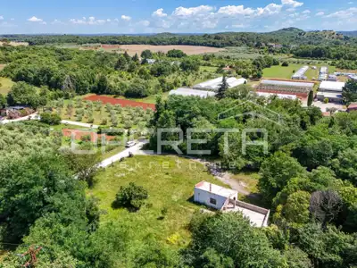 Istra, Poreč-Investicijsko zemljište za 8 stambenih zgrada – izvrsna lokacija - 10