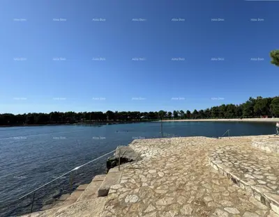 Apartment 45 m², Novigrad - 50 m from the sea and beach