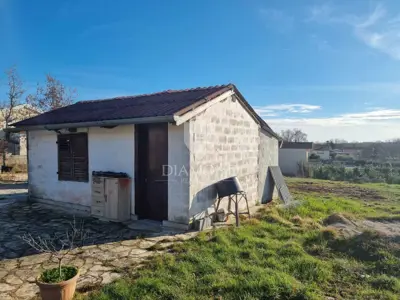Central Istria, building plot with auxiliary building - 4