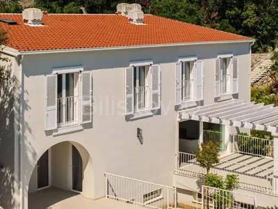 Prostrana villa s bazenom, 1.red do mora - 6