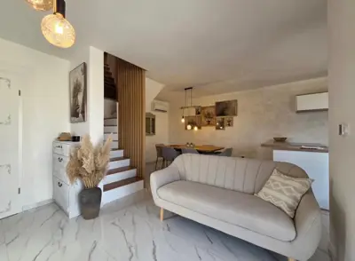 Kuća 94 m², Marčana - bazen i okućnica - 10