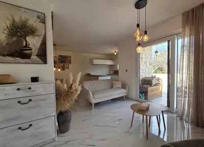 Kuća 94 m², Marčana - bazen i okućnica - 14