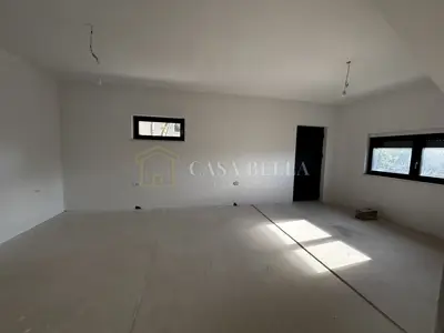 KRALJEVICA – moderna novogradnja s pogledom na more i bazenom! - 10