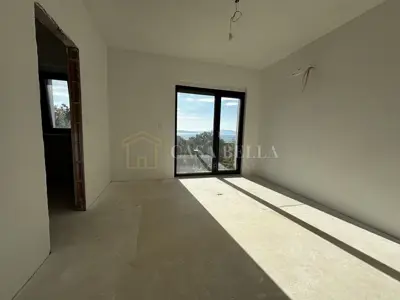 KRALJEVICA – moderna novogradnja s pogledom na more i bazenom! - 18