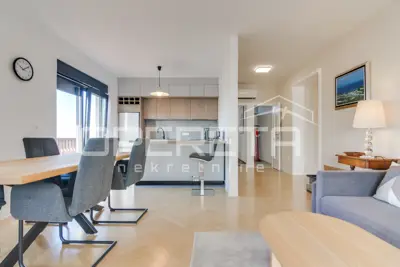 Apartment for rent in Centar, 102 m² - 4