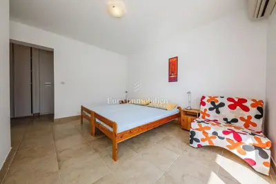 Apartmanska kuća 527 m², Otok Brač - pogled na more - 8