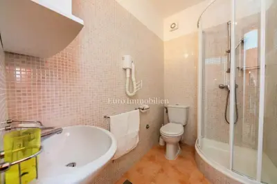 Apartmanska kuća 527 m², Otok Brač - pogled na more - 7