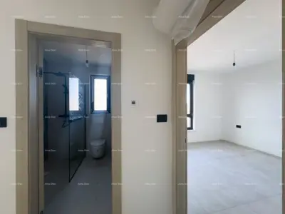 Prodajemo stan u novoj zgradi u Banjolama. - 11