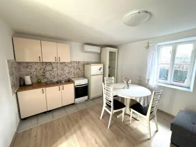 Kamena kuća 75 m², Marčana - mirno naselje - 2